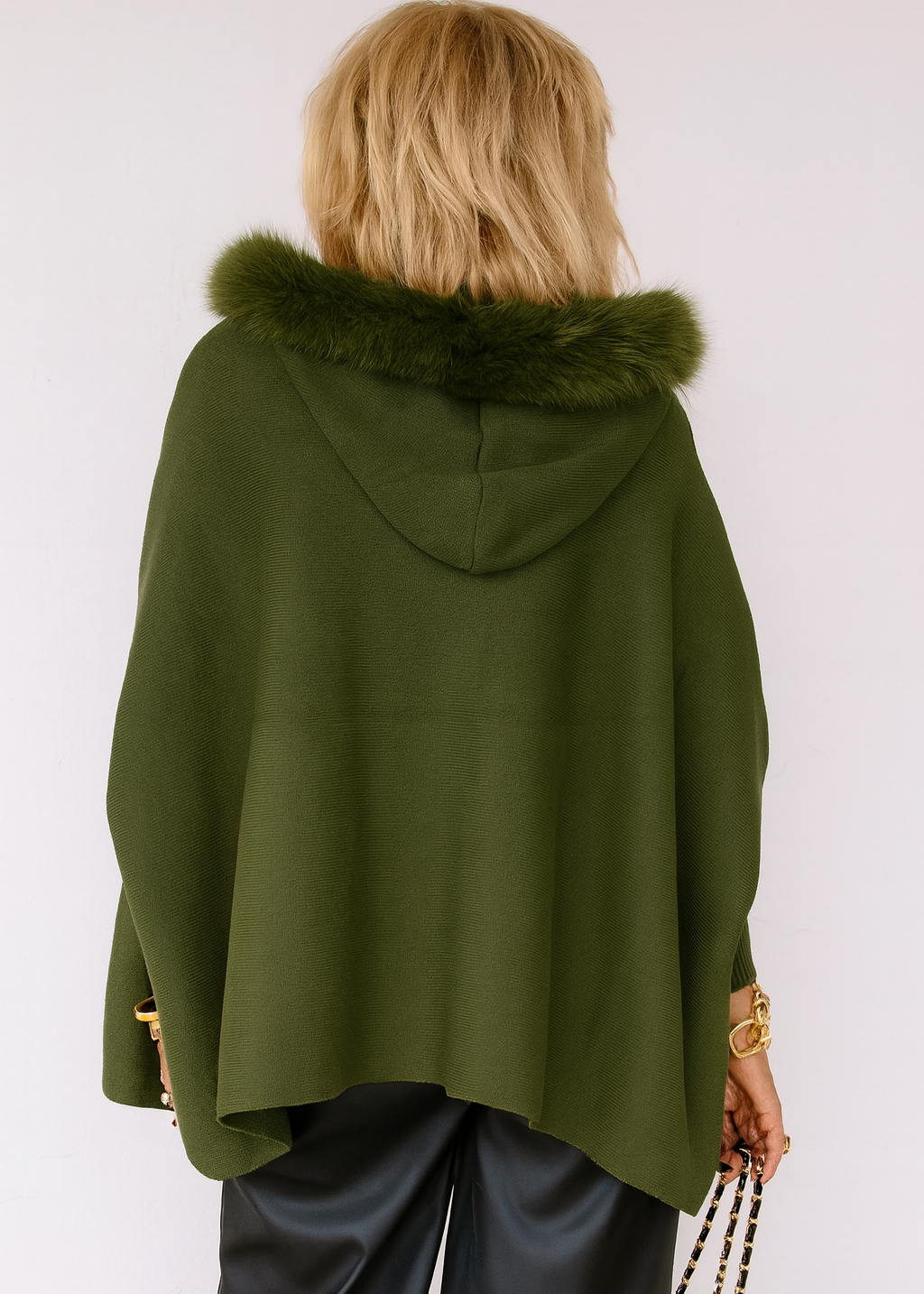 Cardigan à Capuche Chic